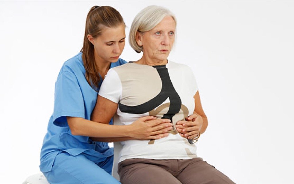 Fisioterapia respiratória — técnica de bandagem para apoio respiratório